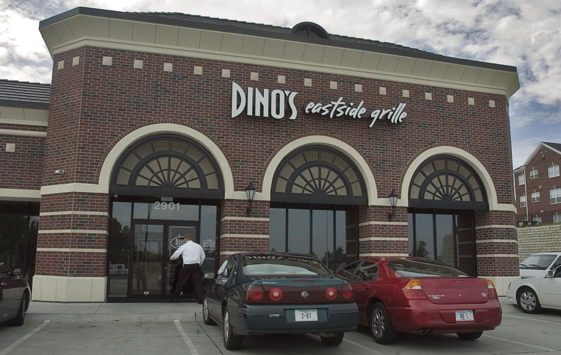 Dino's Eastside Grille